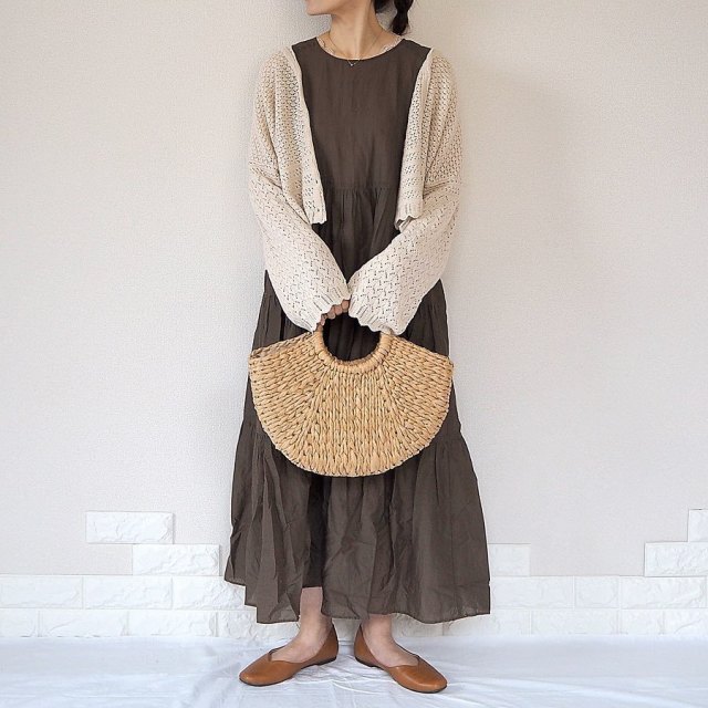 身長155cmのワンピース着丈は何センチが最適 ベストなサイズ感を気になるおしゃれコーデとともにリサーチ 解説 Unisize ユニサイズ